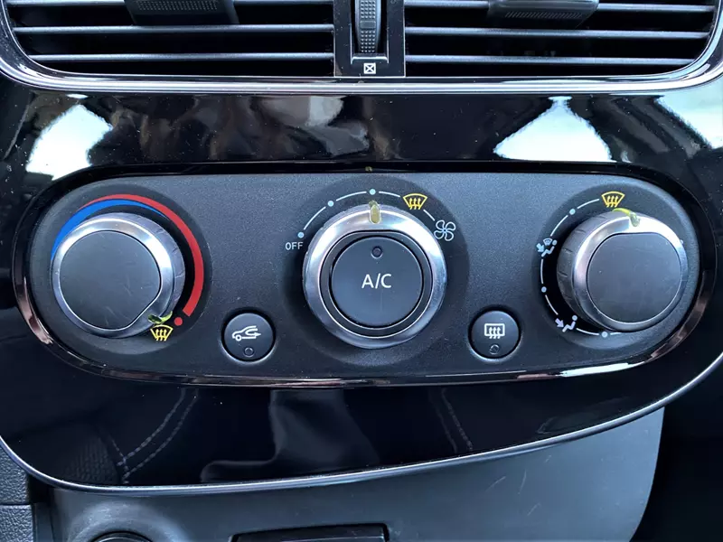 Renault Clio Business Energy TCe 75cv 18 75 CV Manual